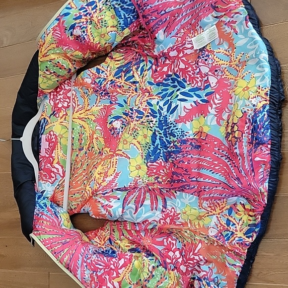 Lilly Pulitzer Navy Blue Down Feather Puffer Vest Small Floral Lining - Picture 7 of 10